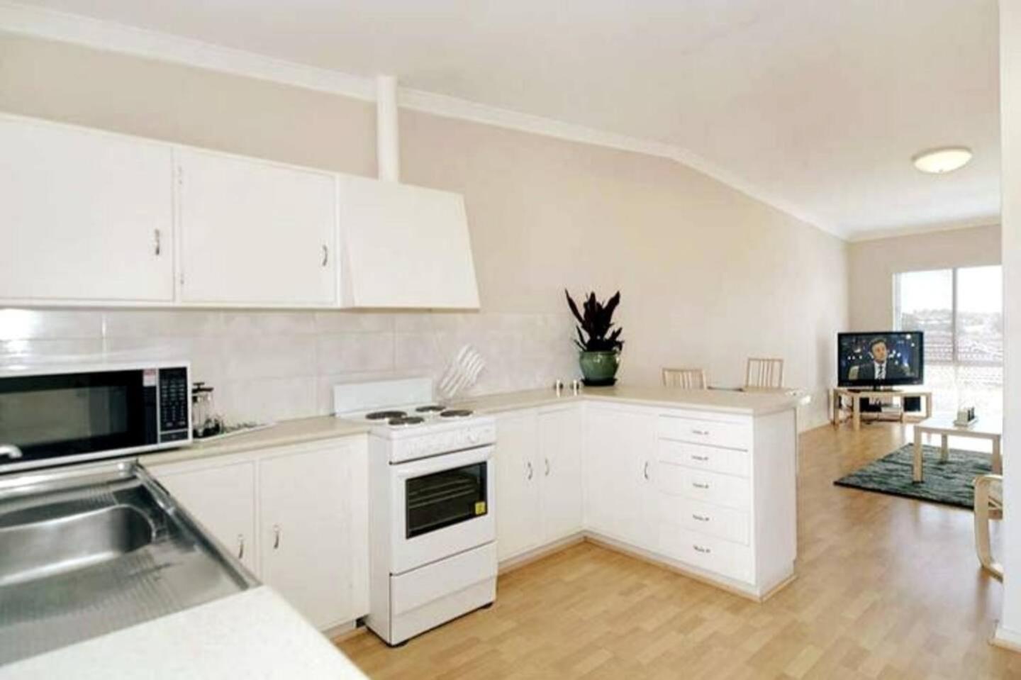 Acacia Holiday Or Business Stay - Quiet Location Perth Bagian luar foto